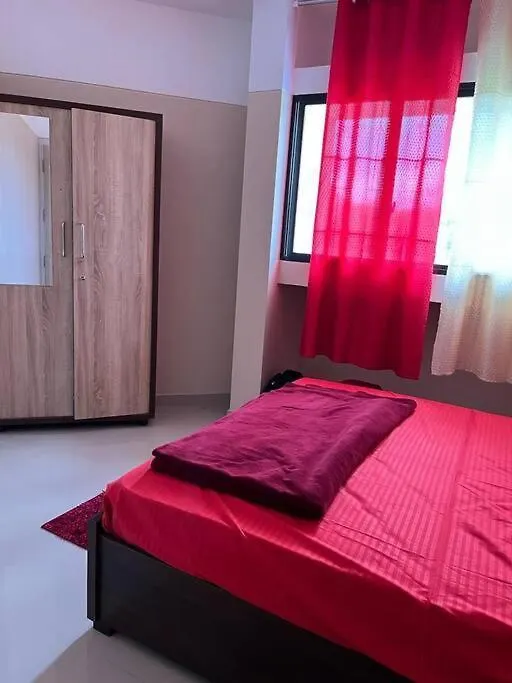 Sansree'S Hill View Apartment Kalpetta
